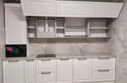 Bucătării la comandă: de unde începe casa inteligentă