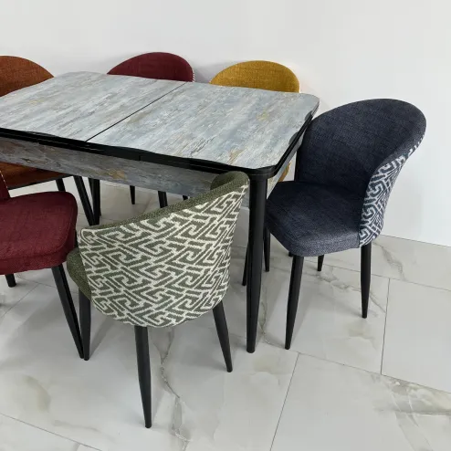 Set masa extensibila Marmura Azur 6 scaune multicolore